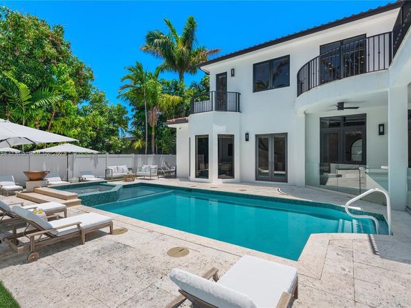 70 Camden Dr, Bal Harbour FL 33154
