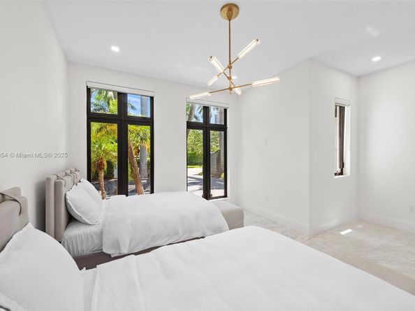 70 Camden Dr, Bal Harbour FL 33154