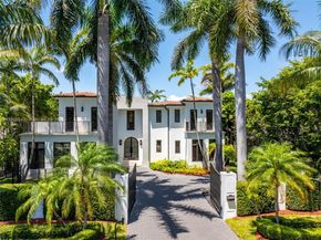 70 Camden Dr, Bal Harbour FL 33154