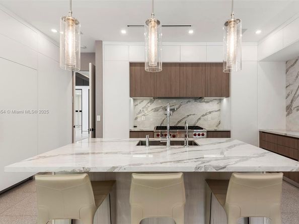 70 Camden Dr, Bal Harbour FL 33154