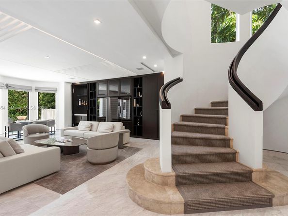 70 Camden Dr, Bal Harbour FL 33154