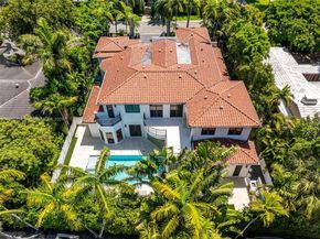 70 Camden Dr, Bal Harbour FL 33154