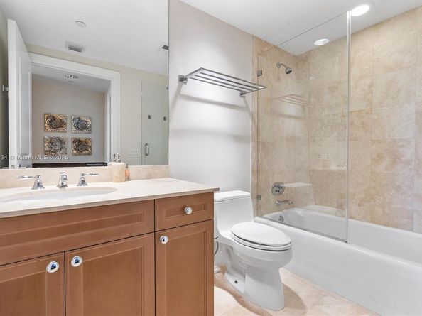 6000 Island Blvd 1007, Aventura FL 33160