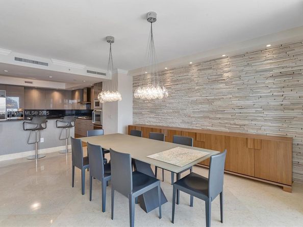 6000 Island Blvd 1007, Aventura FL 33160