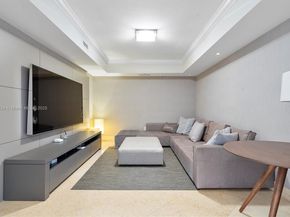 6000 Island Blvd 1007, Aventura FL 33160