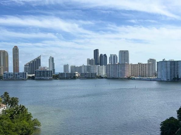 6000 Island Blvd 1007, Aventura FL 33160