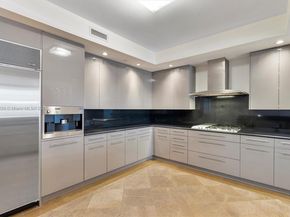 6000 Island Blvd 1007, Aventura FL 33160