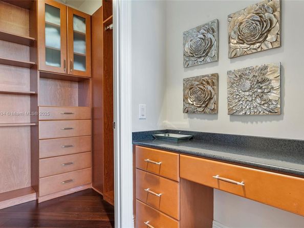 6000 Island Blvd 1007, Aventura FL 33160