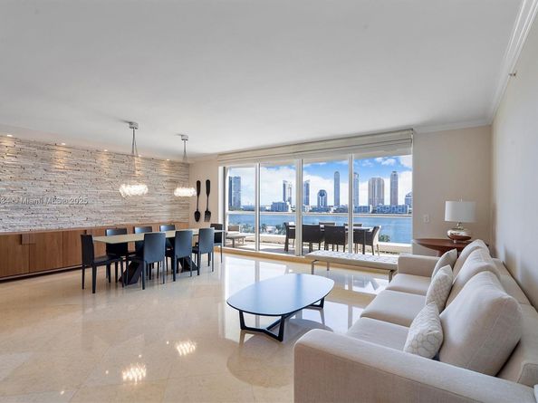 6000 Island Blvd 1007, Aventura FL 33160