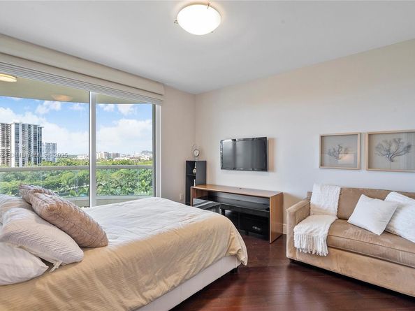 6000 Island Blvd 1007, Aventura FL 33160