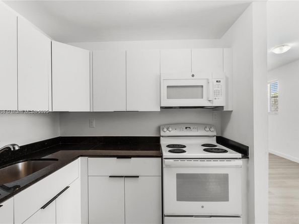 1502 Jefferson Ave 202, Miami Beach FL 33139