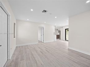 3850 NW 188TH St, Miami Gardens FL 33055