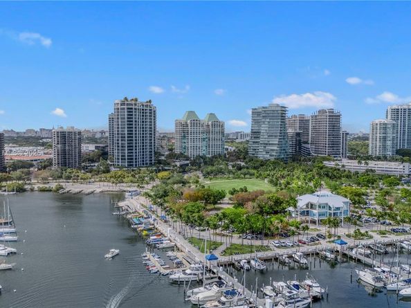 3400 SW 27th Ave 605, Miami FL 33133