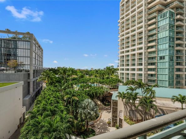 3400 SW 27th Ave 605, Miami FL 33133