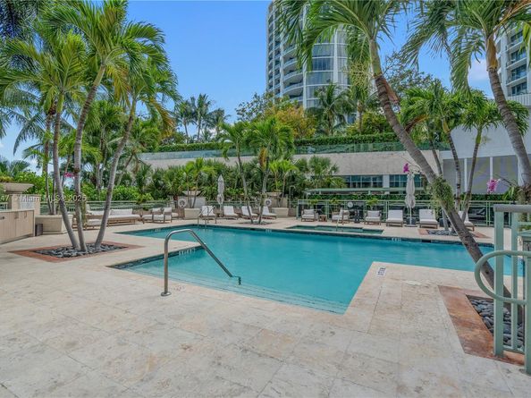 3400 SW 27th Ave 605, Miami FL 33133