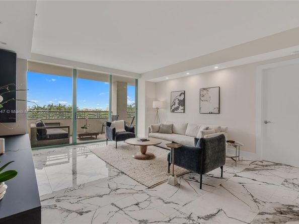 3400 SW 27th Ave 605, Miami FL 33133