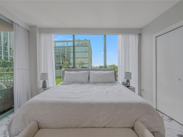 3400 SW 27th Ave 605, Miami FL 33133