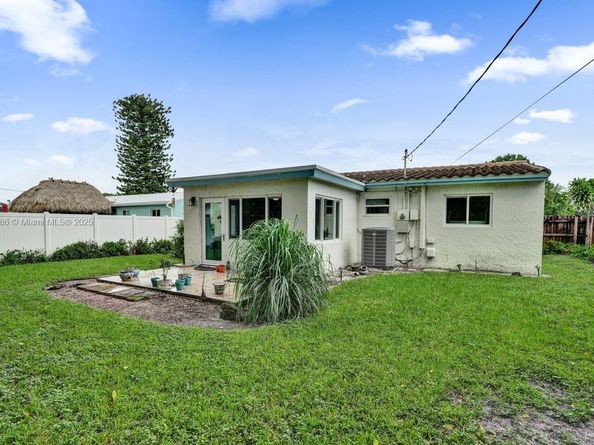 1110 SW 32nd St, Fort Lauderdale FL 33315