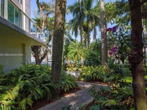 1861 NW S River Dr 2505, Miami FL 33125