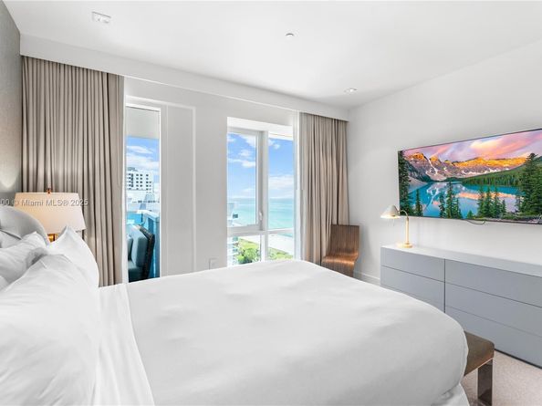 102 24th St PH1705, Miami Beach FL 33139