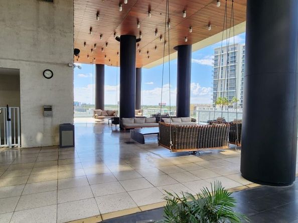 3470 E Coast Ave H0603, Miami FL 33137