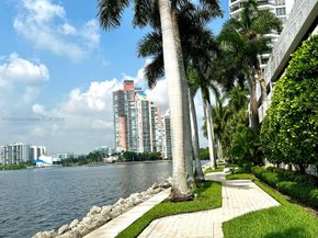 3500 Mystic Pointe Dr 1801, Aventura FL 33180