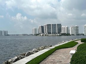 3500 Mystic Pointe Dr 1801, Aventura FL 33180