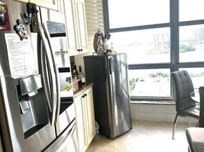 3500 Mystic Pointe Dr 1801, Aventura FL 33180