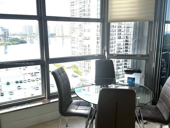 3500 Mystic Pointe Dr 1801, Aventura FL 33180
