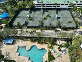 3500 Mystic Pointe Dr 1801, Aventura FL 33180