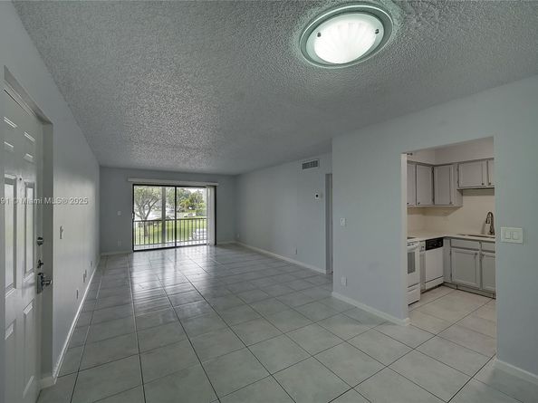 9965 Pineapple Tree Dr 203, Boynton Beach FL 33436
