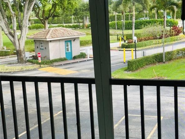 9965 Pineapple Tree Dr 203, Boynton Beach FL 33436
