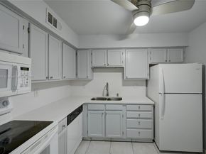 9965 Pineapple Tree Dr 203, Boynton Beach FL 33436