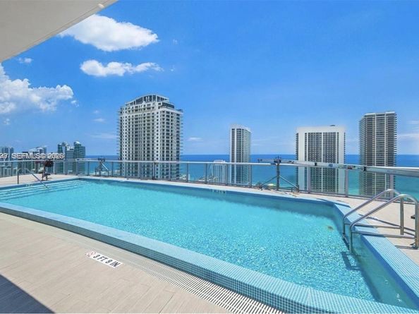 2600 E Hallandale Beach Blvd T1001, Hallandale Beach FL 33009