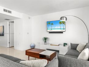 2600 E Hallandale Beach Blvd T1001, Hallandale Beach FL 33009