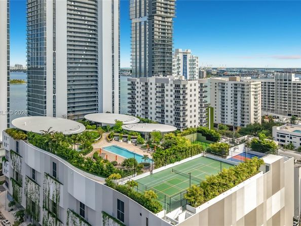 700 NE 24th Street 4904, Miami FL 33137