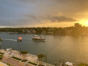 5700 Collins Ave 5L, Miami Beach FL 33140