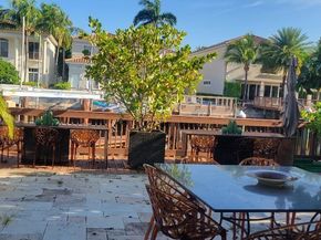 949 Harbor Vw N, Hollywood FL 33019
