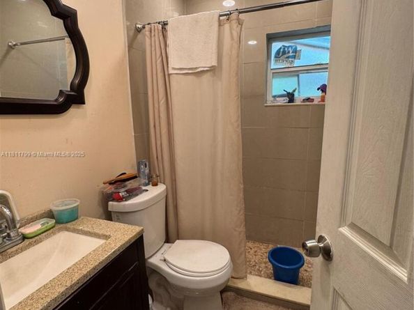 151 NW 64th St, Miami FL 33150
