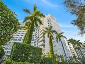 1100 West Ave 1522, Miami Beach FL 33139
