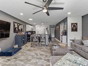 8532 W Southgate Shores Cir, Tamarac FL 33321