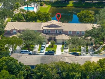 8532 W Southgate Shores Cir