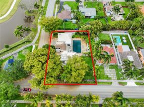 1329 Polk St, Hollywood FL 33019