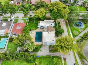1329 Polk St, Hollywood FL 33019