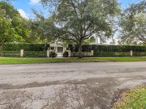 5601 Maggiore St, Coral Gables FL 33146