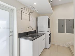 5601 Maggiore St, Coral Gables FL 33146