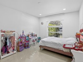 3540 N Park Rd, Hollywood FL 33021