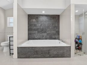 3540 N Park Rd, Hollywood FL 33021