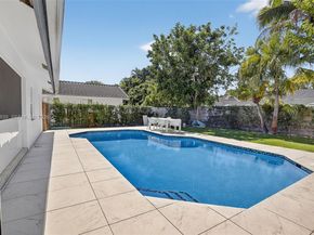 3540 N Park Rd, Hollywood FL 33021