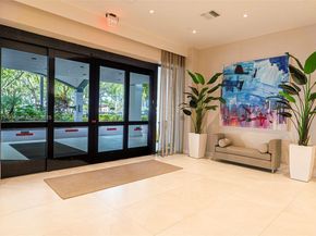 3640 Yacht Club Dr 305, Aventura FL 33180